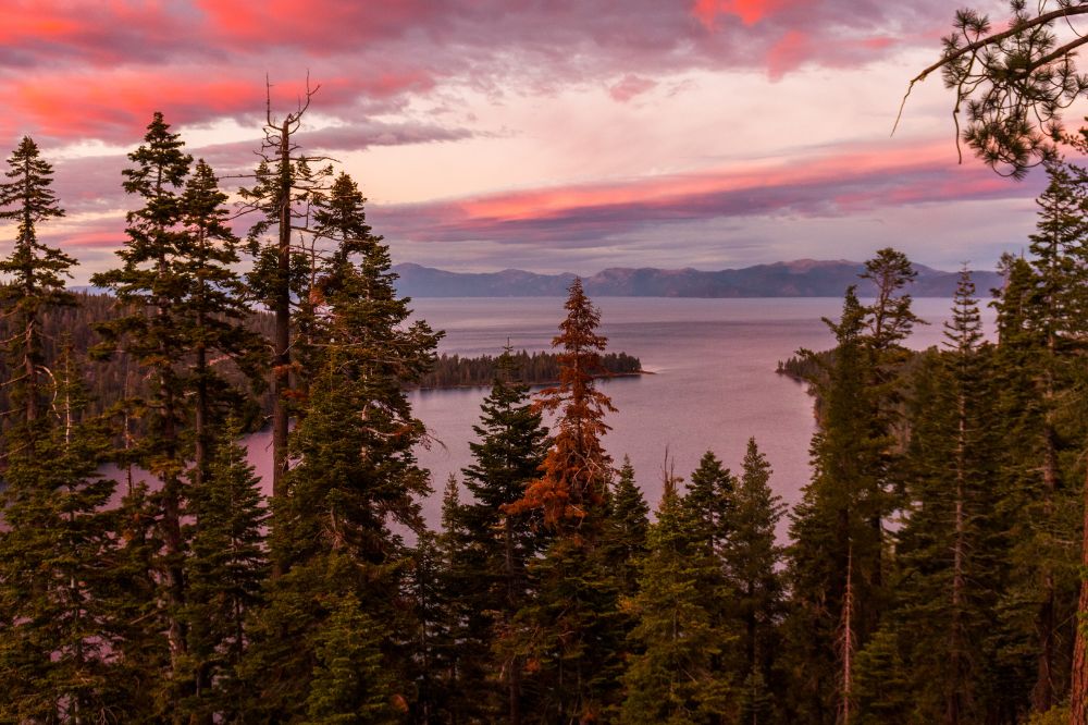 Inspiration Point along Emerald Bay