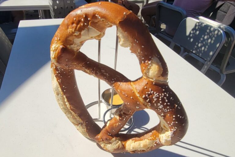 13 Best Disneyland Snacks + Where To Find Them Go Travel California