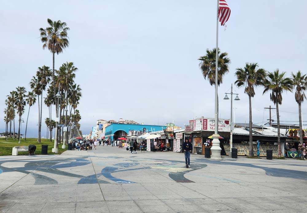 Venice beach boardwalk