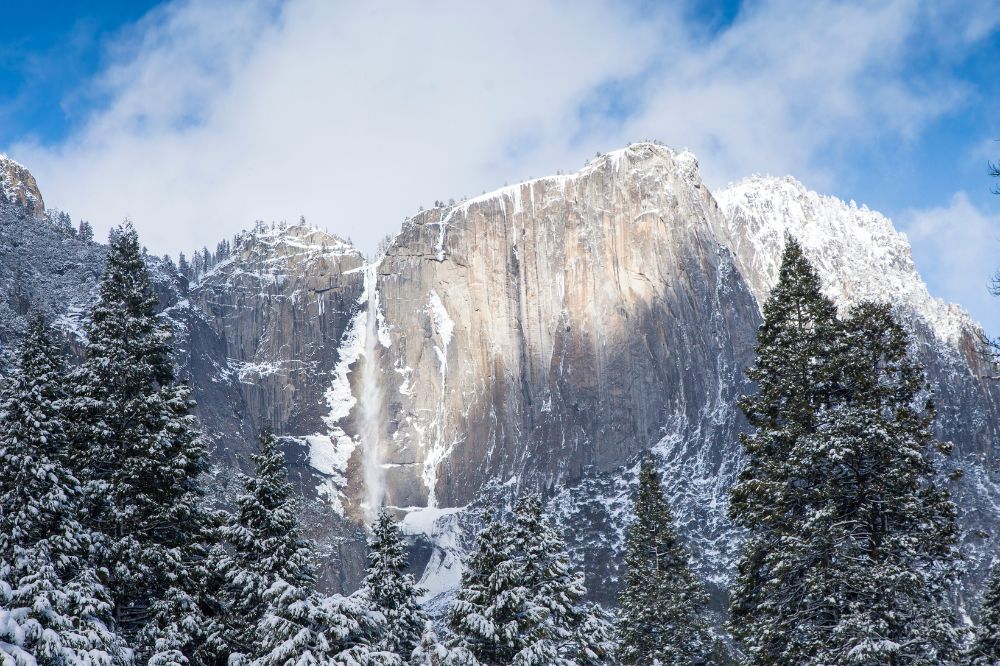 Winter snow in Yosemite