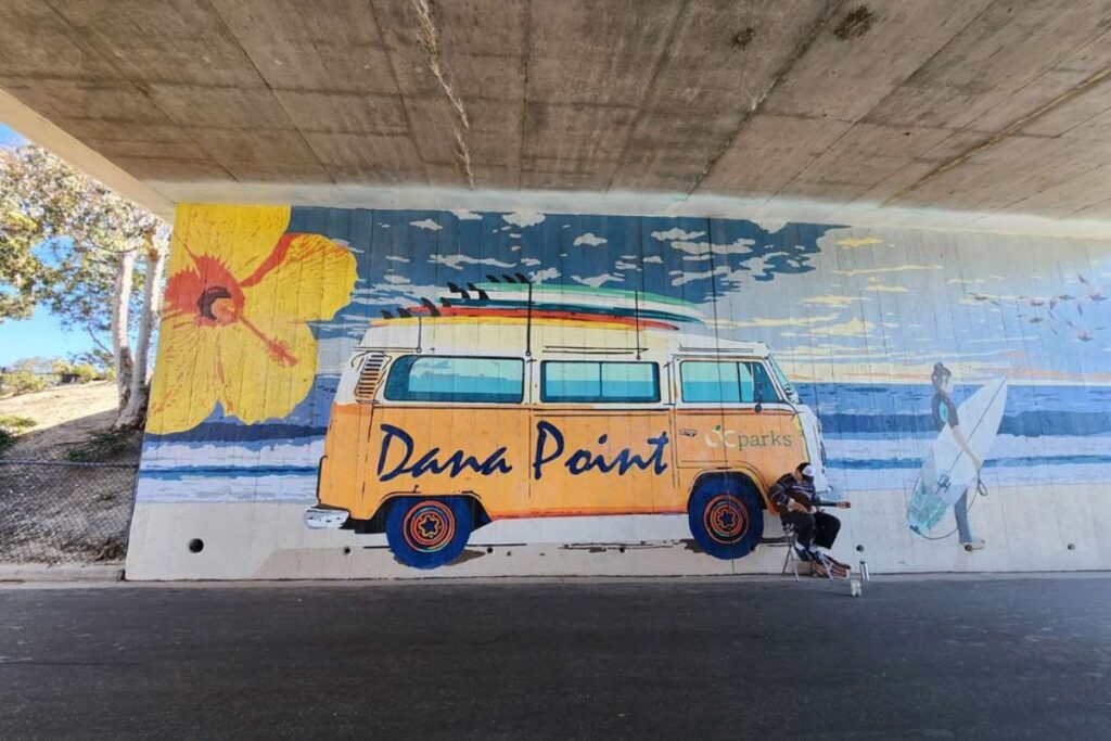 A mural in Dana Point, Things to do in Dana Point