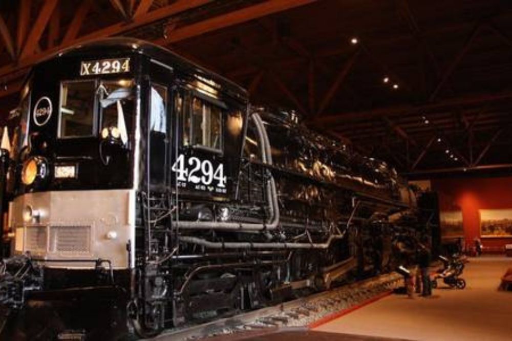 An engine from the railroad museum in Sacramento