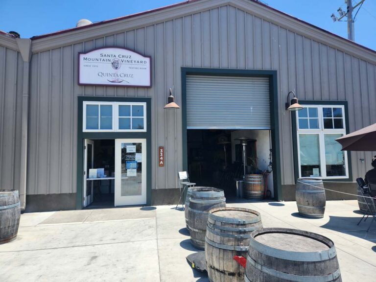 10 Best Santa Cruz Wineries to Visit - Go Travel California